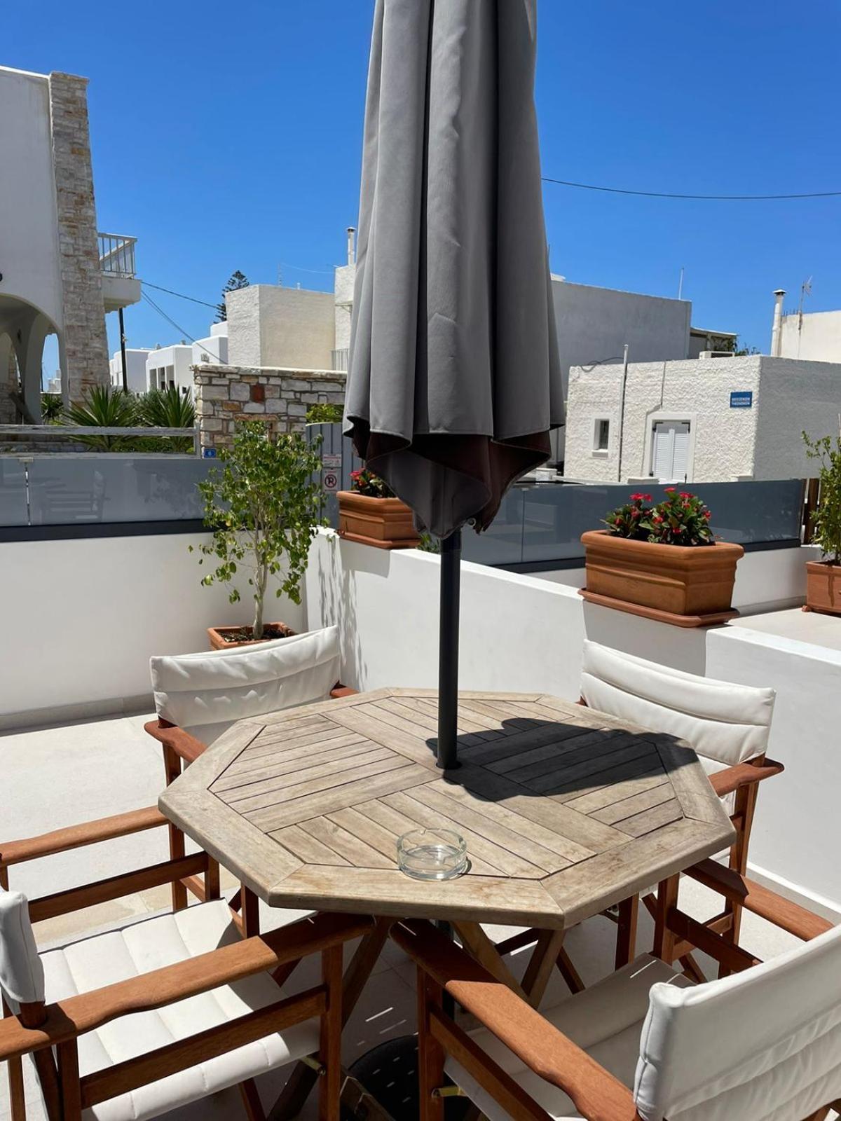 Meridiano Parikia  Exterior photo